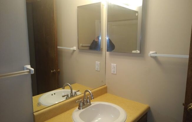 1 bed, 1 bath, 745 sqft, $830, Unit 209