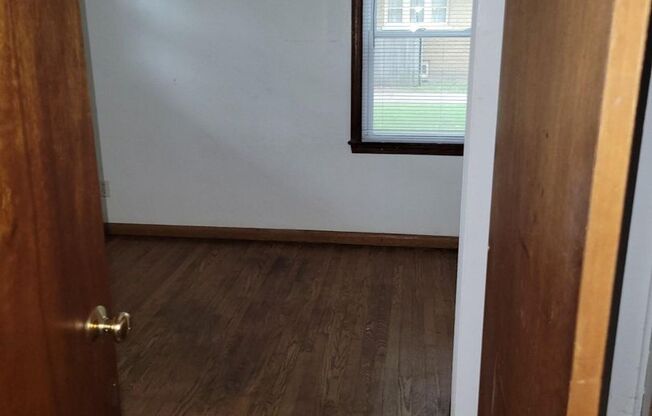 3260-3260A N 49th St