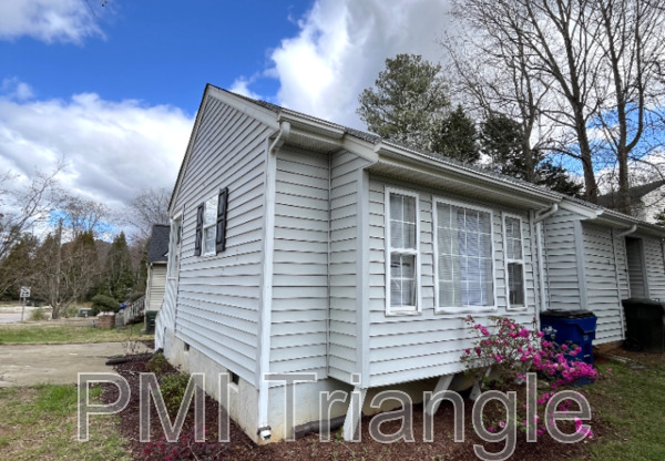 2637 SIERRA DR
