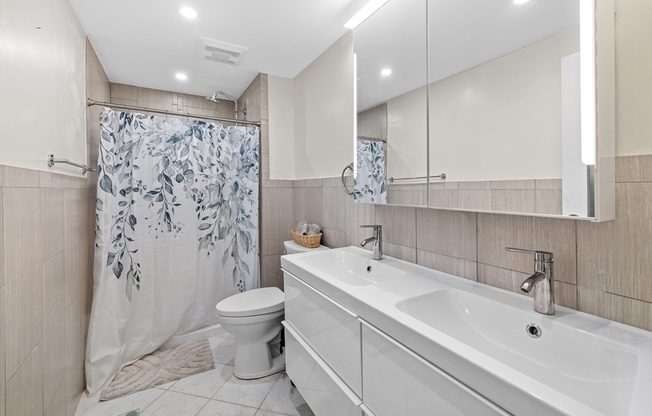 2 beds, 2 baths, 1,224 sqft, $3,200, Unit 109