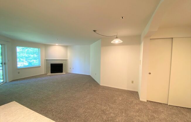 2 beds, 2 baths, 990 sqft, $2,530, Unit B 118