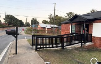 2452 HOUSTON AVE