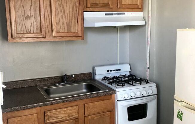 1 bed, 1 bath, 575 sqft, $1,795, Unit 3