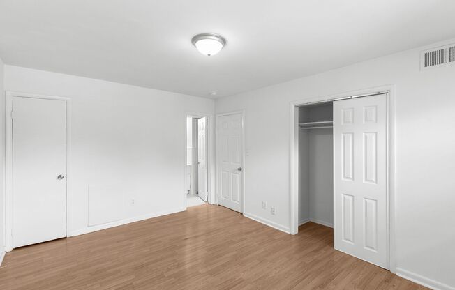 1 bed, 1 bath, 597 sqft, $1,039, Unit 1617K