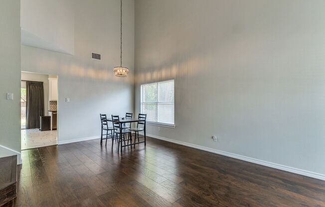 RENOVATED 3-BEDROOM HOME IN TEZEL OAKS, NORTHSIDE ISD