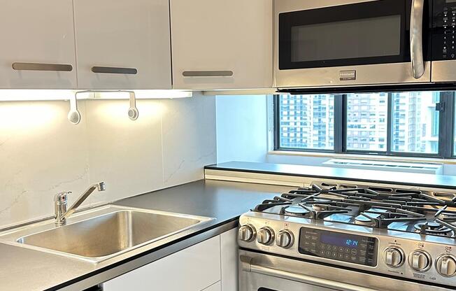 Studio, 1 bath, 444 sqft, $3,800, Unit 23C