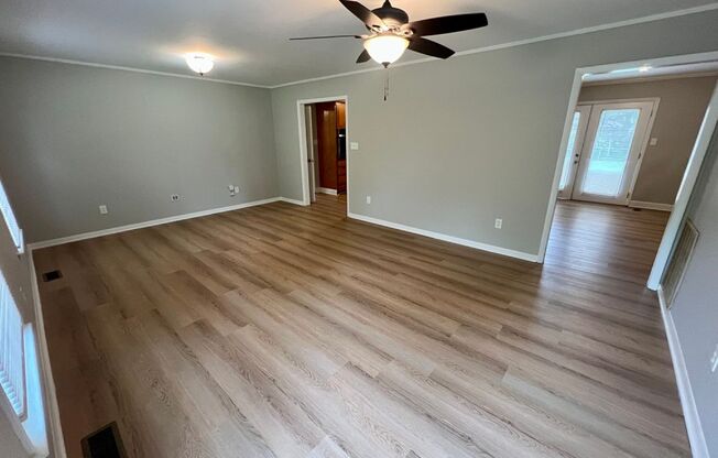 3 Bed 1.5 Bath W. Bonus, Renovated Full Brick Home in Murfreesboro