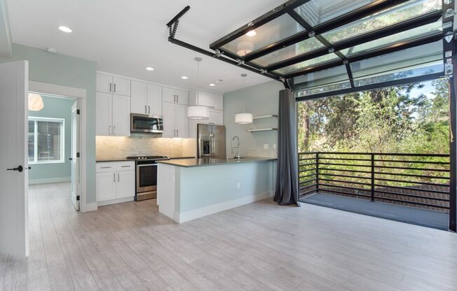 Modern 3 Bed, 2.5 Bath with Loft & Rooftop Patio!