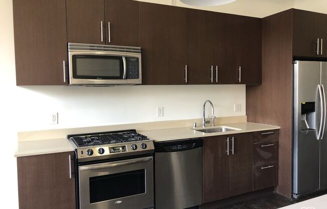 1 bed, 1 bath, 1,390 sqft, $4,300, Unit 708