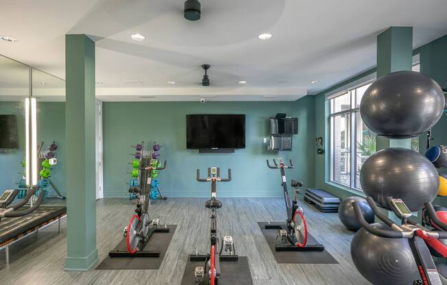 Venue Museum District | Houston, TX | Fully Equipped Fitness Center