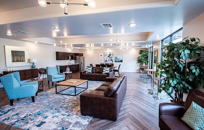 2 beds, 2 baths, 946 sqft, $1,299, Unit 530