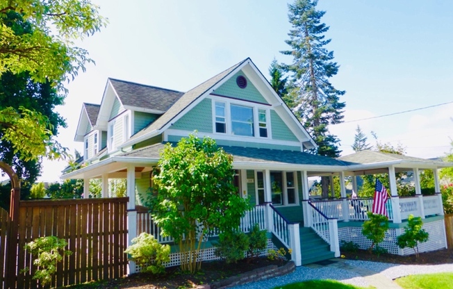 324 E HIGHLAND AVE