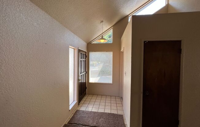 Floyd Ave - Duplex