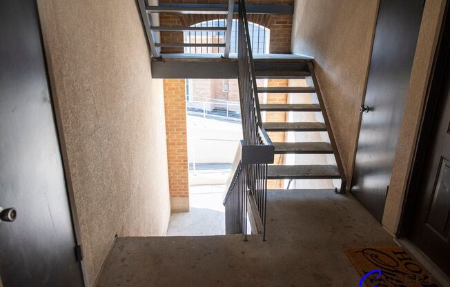2 beds, 1 bath, 970 sqft, $1,275, Unit 57 PR