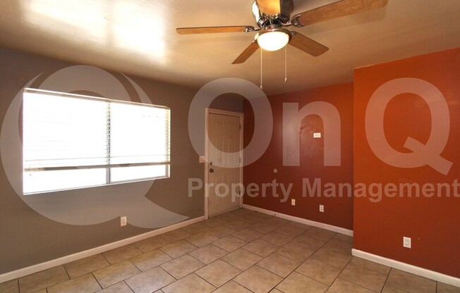 2744 E TIERRA BUENA LN