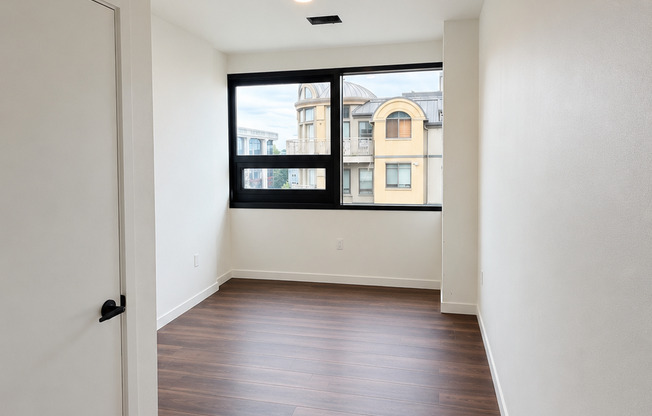 2 beds, 2 baths, 1,075 sqft, $4,325, Unit 410