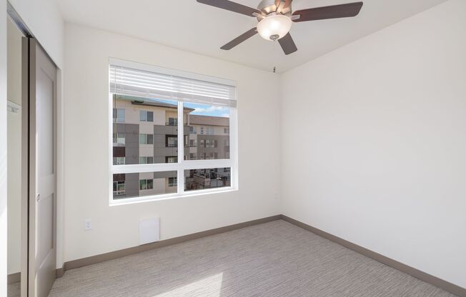 3 beds, 2 baths, $2,800, Unit Unit B303