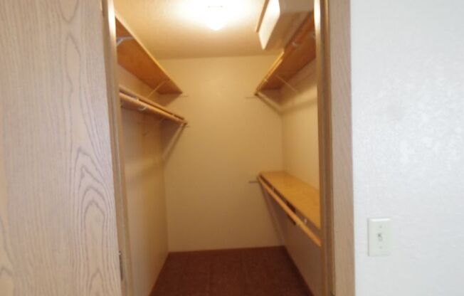 2 beds, 2 baths, 1,160 sqft, $1,465, Unit 1814-346