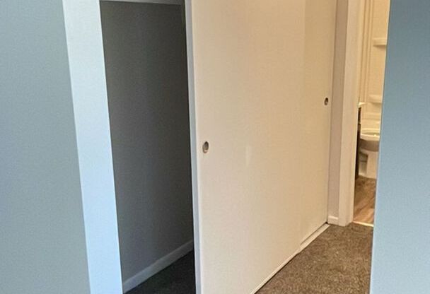 1 bed, 1 bath, 610 sqft, $1,285, Unit 241-105