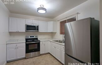 3309 E BLACKLIDGE DR