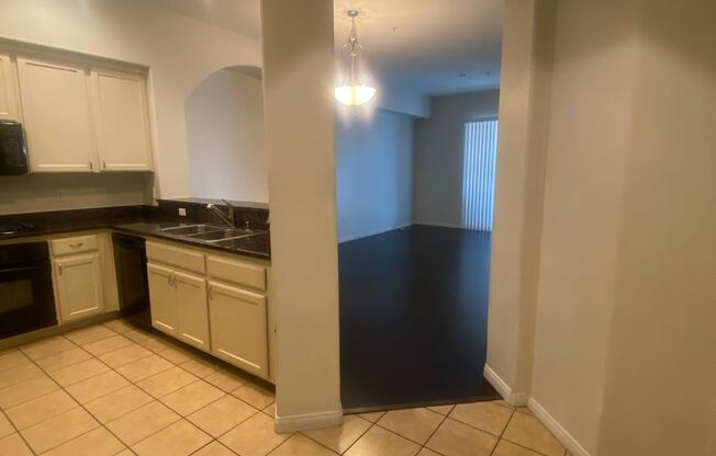 2 beds, 2 baths, $1,650, Unit 116