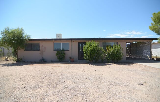 Remodeled 3 Bedroom 2 Bath House! Great South Tucson Location!