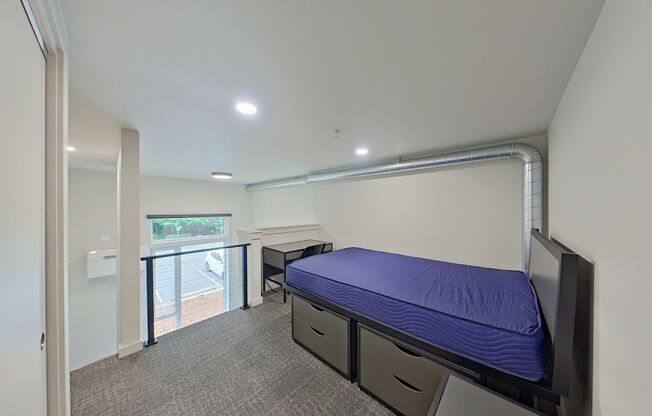 1 bed, 1 bath, 453 sqft, $1,390, Unit 108
