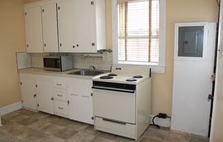 1 bed, 1 bath, $775, Unit 2nd Floor