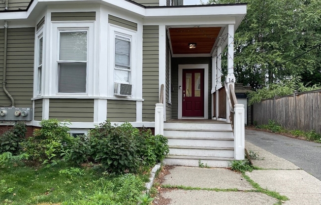 14 MARSHALL ST