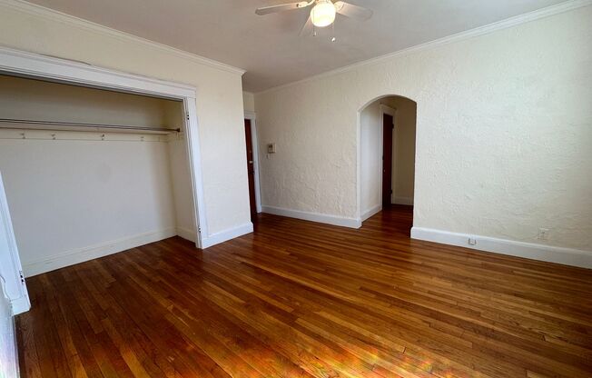 Studio, 1 bath, 500 sqft, $1,800, Unit 6