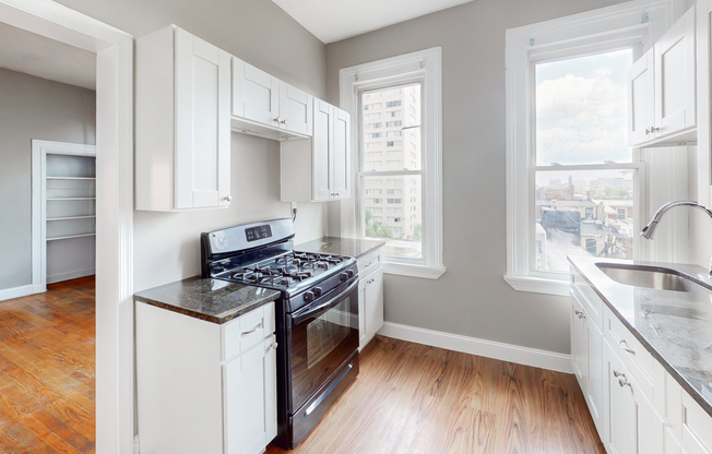 1041 St Paul St