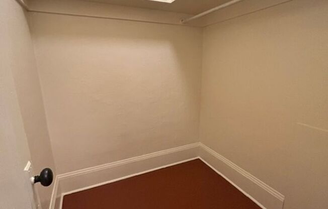 Lownsdale Apartments