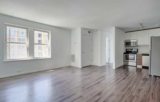 1 bed, 1 bath, $1,725, Unit 4B