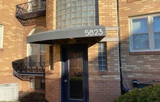 5823 Lindenwood 2E | southcityspaces.com |