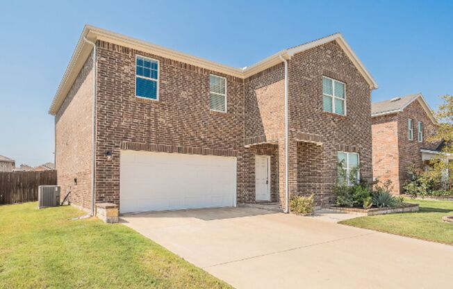 Spacious 5 bedroom with plenty of space for everyone