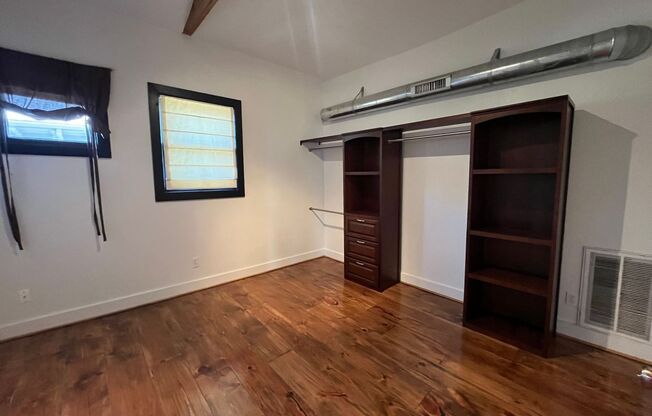 3 beds, 2 baths, $2,200