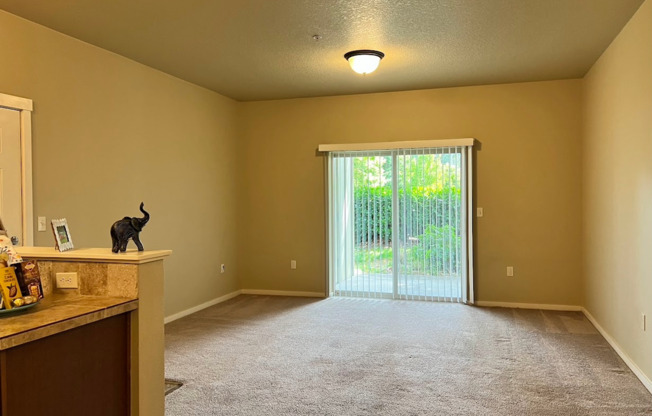 2 beds, 2 baths, 1,090 sqft, $1,600, Unit 523-07