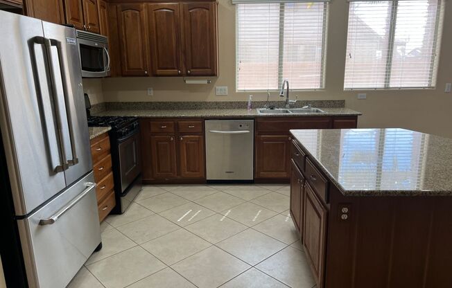 Single Story in Aliante area