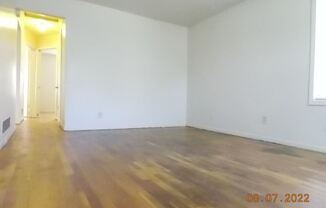 2133 Potter Street