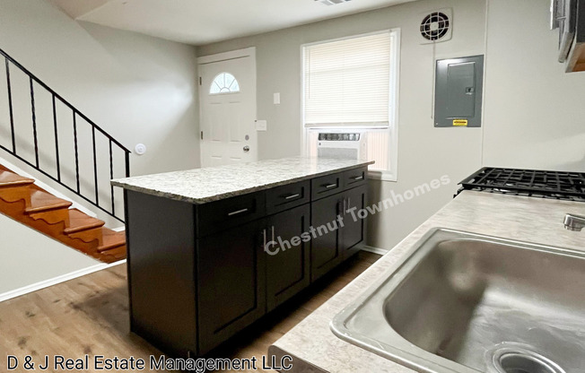 Remodeled 2 Bedroom Townhouses for rent in Manchester! Pets Welcome!