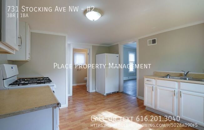 731 STOCKING AVE NW