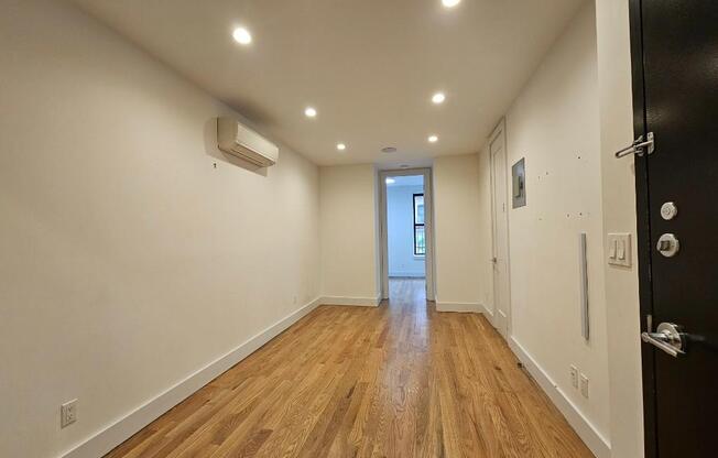 1 bed, 1 bath, 500 sqft, $3,583, Unit 3D