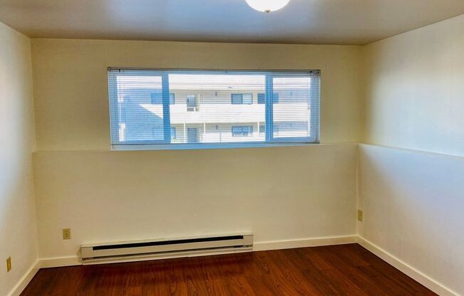 2827 14th Ave W