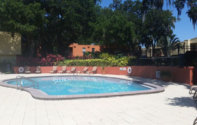 3 Bedroom Condo in Lake front Community *2 Community Pools & More*
