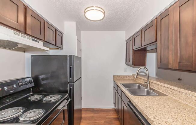 2 beds, 2 baths, 967 sqft, $1,399