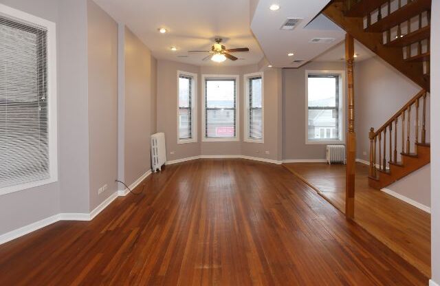 2202 BELMONT