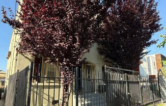 856-860 32nd St