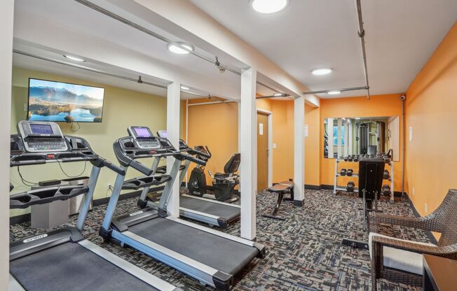 1 bed, 1 bath, 895 sqft, $1,299, Unit 2350-117