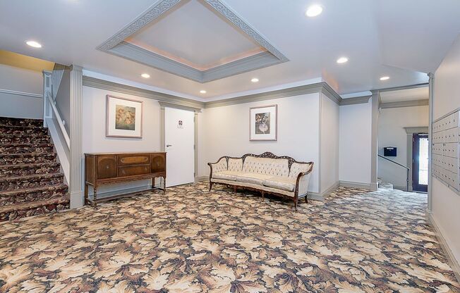 Studio, 1 bath, 400 sqft, $1,195, Unit B07