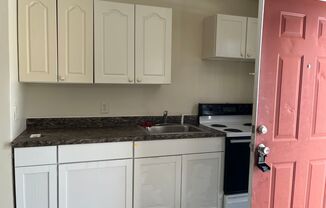 1 bed, 1 bath, $1,050